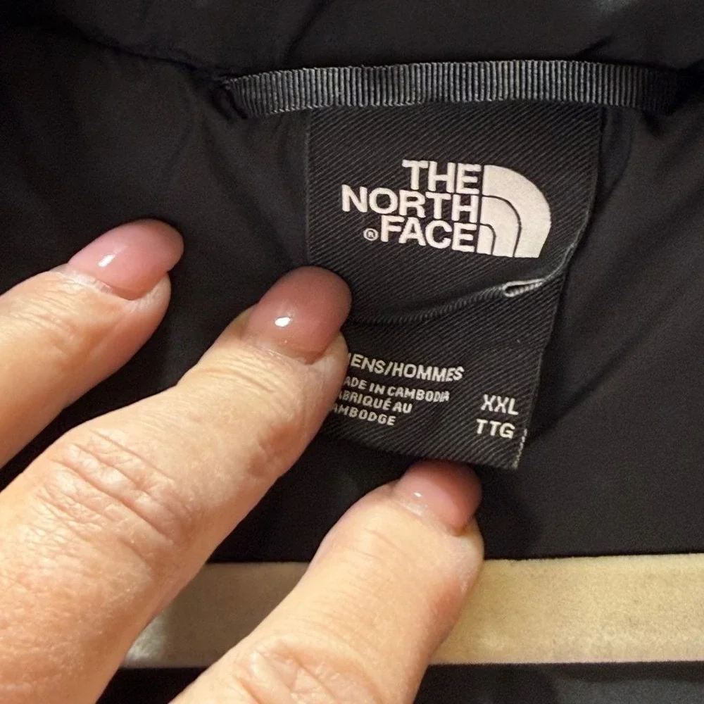 The North Face Mens XXL Black Puffer Vest Insulated Full Zip Quilted Aconcagua